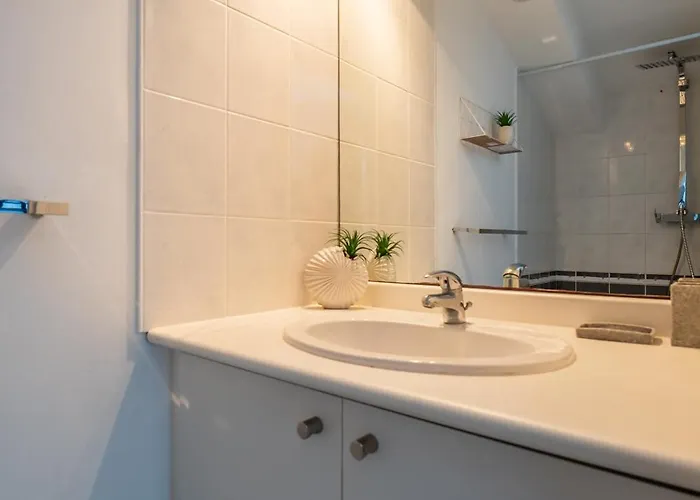 Apartman Duplex Situe A Les Flots A 1 Minute De La *