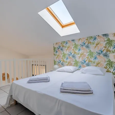 Apartment Duplex Situe A Les Flots A 1 Minute De La