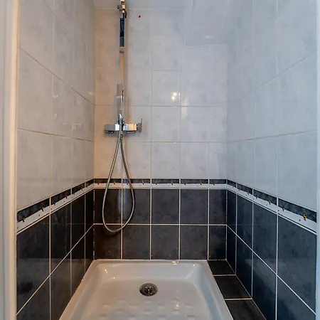 Duplex Situe A Les Flots A 1 Minute De La Apartment