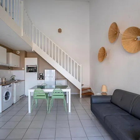 Apartment Duplex Situe A Les Flots A 1 Minute De La *
