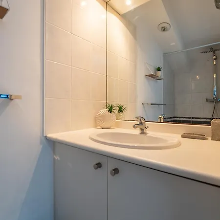 Apartment Duplex Situe A Les Flots A 1 Minute De La *