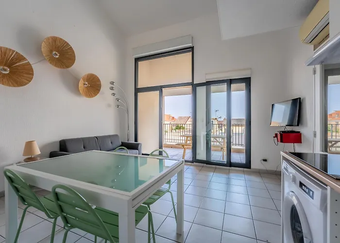 Duplex Situé A Les Flots à 1 Minute De La